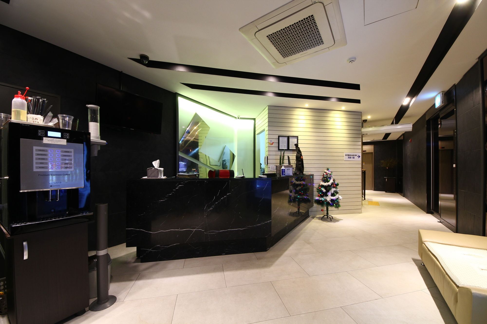 Habibi Hotel Incheon Exterior photo